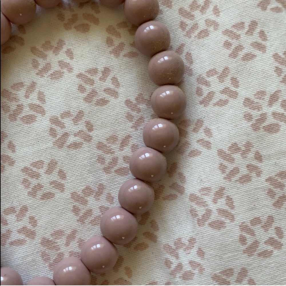Pretty violet beaded bracelet - Picture 4 of 4
